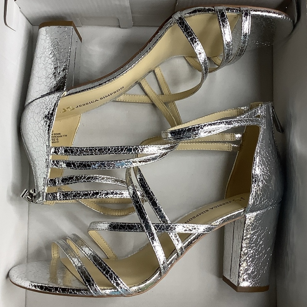 Jessica Simpson Size 9.5 Women’s Silver Strappy Chunky Heel Silver, New